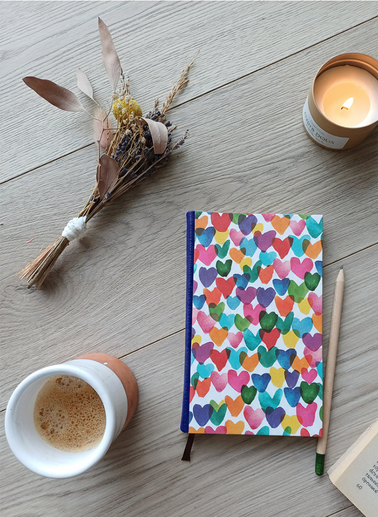 Carnet Hortense - Cœurs colorés