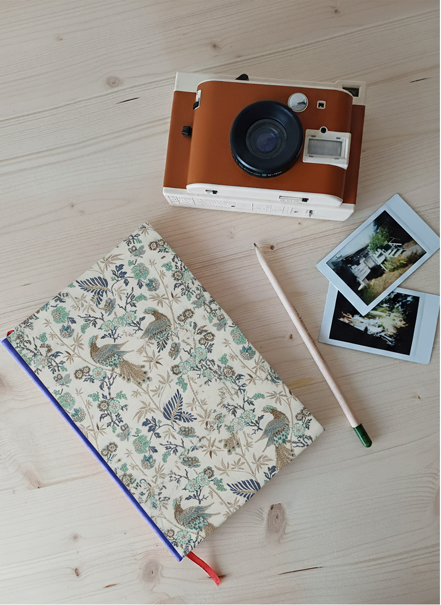 Carnet Rosalie - Paons dorés