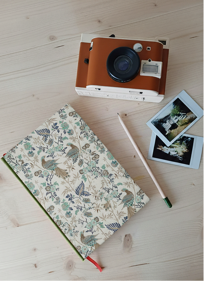 Carnet Rosalie - Paons dorés